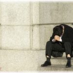 【修羅場】夫が仲間と会社を立てたが不仲が原因で会社を突然辞めてきた。子供が生まれて三か月後のことだった。出資金は取り戻したいと言いつつも何もしない。せめて役員だけでも抜けて欲しいと頼んでも一向に動かないどころか…