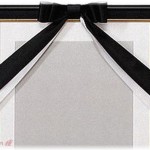 【衝撃】高校の時先生が突然「今日は俺の命日なんだ」と言った。話を聞くと先生が学生だった頃、一足先に社会人になった友人が旅行に行くというので自分の学割をプレゼントした。数日後ニュースを見ると先生は血の気が引いた…