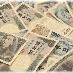 【胸糞】中学の時は塾をサボって月謝を使いこんで遊び歩き、高校の時は姉が集めてた古いお札をこっそり使いこんでた。今は就職した会社が緩いから、事務所で一人になると……