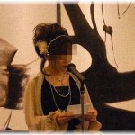 【不幸な結婚式】新婦の仕事仲間として昔出席した結婚式は、およそ二十歳差カップルの結婚式。新郎は四十代半ばにして初婚。順調な式の最中、新婦友人がスピーチさせてほしいと飛び入りで入ってきて……