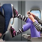 【武勇伝】新幹線で後ろに座ってた子供がトレイをガンガン揺らし続けていた。ウザかったので、カバンからオフ会必須装備を取り出し装着、振り向いてやった結果