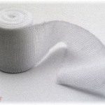 【嫁同士】義弟から切羽詰まった声で電話があった。義弟宅に行ってみたら全身に包帯を巻き皮膚がずるずるになった義弟嫁さんがベッドに横たわりうなっていた…