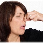 【友やめ】全く風呂に入らず歯磨きもしないクサ臭の女友達。こちらの呼吸が出来ないほどに臭い。何度注意しても無駄で、挙句｢男紹介してよ､出逢いがないから｣ と言ってきた…