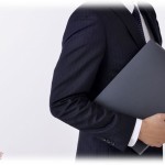 【DQN】家に帰ってカバンを開けると見たことないファイルが入っていて、放置してたら知らないサラリーマンに返して欲しいって言われた。どこかいっちゃったって話したけどしつこいので相手の会社に苦情いれてやった。まぁその書類･･･