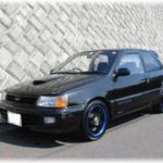 【衝撃】バイト代が貯まったので車を買った。新しい車は買えなかったので20年前の車。すると買ったその車を見た母親がすごく驚いた様子で「どうしてこれなの！」と言ってきた。 話を聞くと衝撃の事実が…