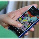 【キチママ】夜八時過ぎに息子(小学生)のクラスメイトの母親が来て、急に「お宅はどういう教育してるのよ！」と怒鳴りつけられた。意味が分からず聞いていると、うちの息子がスマホ持っているのが気に食わないらしい……