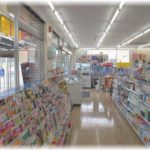 【ファンタジー】昼飯買いに行ったローソンでドリンクを取り、ポテトチップスを取ろうとしたらその棚の前で立ち読みしてるオッサン。近くに行って「ちょっとすみません」って言っても完全に無視。いいかげんむかついたんで……