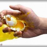 【感動する話】卵直売の店で卵を壁に投げつけ遊び始めたガキを平手打ちしたら、一緒にいたチンピラが殴ってきて「組長の前で土下座しろや！！」　