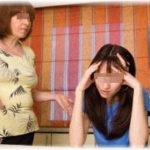 【相談】妊婦の嫁がつわり真っ最中なので俺が早めに帰宅して家事をしたりしているが、俺の伯母がそれを快く思ってない。昨日、家に押しかけてきた伯母が嫁に暴言を吐いたので頭に血が上っちゃって、嫁の男性遍歴を話しちゃったんだorz