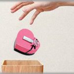 【スカッとする話】俺を虐め続けてきたＡからもらったバレンタインチョコをソッコーでゴミ箱にシュートしたら、A両親・俺両親・先生からなじられ怒られた。　→　俺「じゃあ、これを見てくれ」と取り出したのは・・・