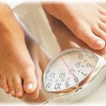 【過激なダイエット】高校の頃デブだった子が同窓会で再会したらものすごく痩せていた。その子が店で散々飲み食いしたあげくトイレに立て篭った→15分経った頃、トイレから悲鳴が上がり友達が見に行くと・・・