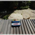 【スカッとした話】朝から義実家の掃除を手伝ってお昼ごはんを食べていたら、トメに「私の頃は義実家でご飯を頂くなんて事出来なかったわぁ」と鼻で笑われた。だからＩＣレコーダーを買いこんで、弁当持参でまた義実家へ行って縁側で食べていたら、「何してるの？」と聞かれたので……