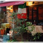 【大きなお世話】「年の差＋旦那がバツイチ＋私がイベント嫌い」という理由で私達夫婦は結婚式をしなかったが、それを理解しない旦那の友人達が「お前は鬼か！」と旦那をつるし上げた。「せめて結婚祝いくらいはさせて欲しい」と友人達に誘われたので夫婦で参加したら・・・