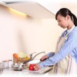 【最低な嫁】仕事が不定期なのでなるべくすれ違う生活がしたくなくて、嫁には専業主婦になってくれることを条件に結婚した。先に寝てていいよと言っても起きて待っててくれるイイ嫁だった。１年くらいは。その後は化けの皮が剥がれてきて…。