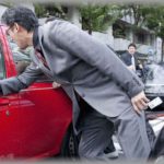 【修羅場】運転中、私の車の横っ腹に車が突っ込んできた。相手車から下りてきた運転手を見ると、どう見ても８９３だった・・・