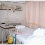 【兄弟嫁】兄が医療ミスで障害を持った途端に兄嫁が兄を罵倒した。離婚するのかと思ったら兄の職業柄沢山お金が入ってくるので別れないそう。兄が入院してもお世話に行かない上に…