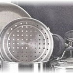 【冷めた瞬間】彼女に手料理作ってあげると言われたので普段使いの道具の場所を教えた。すると仕事用に別にしておいた調理器具をボロボロに壊された。仕事道具をボロボロにしても許してくれるかどうか試したらしい。