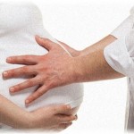 【修羅場】私の妊娠中、夫が義父に女を紹介されて舞い上がり離婚を迫ってきた!