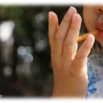 【イライラする話】子供がご飯を食べないので叱るとダンナが子供を甘やかす。そもそもご飯を食べないのだってあんたが食事前にお菓子とかジュースとかあげまくってるからでしょ？