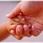 【泣ける話】父親が交通事故で死に、母親も後追い自殺で身寄りが亡くなった当時3歳の俺を伯母が引き取って育ててくれた。その伯 母が44歳で一週間前に亡くなった。