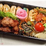 【冷めた瞬間】仕事が終わった後、彼に毎晩夕飯と翌日のお弁当を作って届けていたが彼は私の料理を食べながら時々「変な匂いがするね」と言っていたのですごく悩んでいた。ある日原因がわかったが…