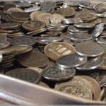 【ただのバカ】うちの店に中学生が両替に来た。数えてみると大量の小銭で4万円近くも。「こんなにどうしたの？」と聞いてみたら・・・