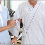 【ひどすぎる話】幼馴染みの彼とその家族に頼まれ、彼祖父の介護を手伝っていた私。彼祖父が亡くなり、葬式から２週間も経たずに彼から別れを告げられた。納得がいかなくて彼の家に行って問い詰めると・・・！