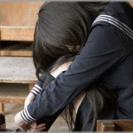 【いじめ】ストレスで拒食症になり、高校にほとんど行けずに留年してしまった。今年こそ！と意気込んでいたけどなかなか友達ができず、だんだんクラスメートからいじめられるようになり・・・