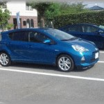 【近所のＤＱＮ】毎回、車で買い物に行くとついてくる節約大好きドケチＡがうざい。 「　只乗りラッキー　」みたいなことを言うので、頭にきた友人が、「　みんなでガソリン代折半しましょう　」と言ったら、Ａの雰囲気が突然変わった。