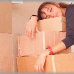 【衝撃体験】某有名引越し会社に依頼したらお気に入りの家具にでっかい傷が付いてた。次は別の引越し会社に依頼すると