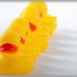 【イラッとする話】あるイベント会場の近くの飲食店で列に並んだ。店員は行列ができているのに一向に中に入れない。なぜか？