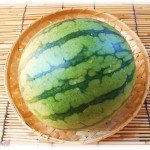 【スカッとする話】甥と小姑と夫と私、4人で私実家からもらってきたスイカを食べようとしていたら姑がやってきた。いつも私の実家をバカにしてる姑に対する4人の対応ｗｗｗｗ