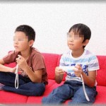 【モンペ】子供の友人Ａ君は我が家に遊びにくると、Ｗｉｉをやりたがる。Ａ君の母親に『　うちは家でゲームをすることは禁止している。お宅でもゲームをさせないで欲しい　』 と言われ、その通りにしたらＡ君のお母さんから電話があった。