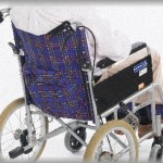 【スカッとする話】姑と舅の介護が必要になった。末っ子の旦那が他の兄姉達から介護を押し付けられ、私が介護していたが我慢の限界で娘の前で夫婦喧嘩。そこで、娘が一言。