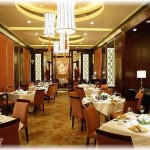 【修羅場】ランチ４０００円のレストランに行ったら、子連れの集団がいた。子供達が大騒ぎして店の雰囲気は最悪！