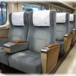 【図々しい話】空いてる新幹線で隣にオジサンが座った。｢外れ席だったな｣と思っていたらオジサンが衝撃的な要求をしてきた！