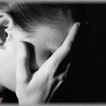 【オカルト】友達から真夜中に電話があり、超泣きべそなので急遽泊めることに。素泊まりで行儀よく、翌日謝りたおされて一週間東京滞在のはずがそのまま帰って行った。何があったのかどうしても語らなかったんだが、3日ほど前に理由が判明した。