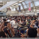 【友やめ】夏コミ会場で突然友人Ａが「彼氏にお土産買う！」とＲ１８男性向けの男たちの人の波へ突入。しばらくすると、人込みの中から絶叫が・・・！