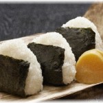 【仕返し】留守中の母に代わり夕食を作ったが、姉は文句を言って食べなかった。お腹が空くだろうと思いおにぎりを作ってあげたが…→結果