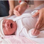 【修羅場】乳飲み子がいるので放射能が怖くて疎開した先が義実家。私に家事を押し付け、出来ないとヒステリックに怒り散らす義母に旦那がキレて絶縁宣言したので・・・