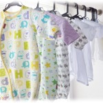 【イラッとする話】小姑から出産祝いには安い服とか下着をいっぱい欲しいと言われたので1万5千円くらい色々買って現金もつけて送った。しかしこの贈り物に対する小姑の反応が酷かった。