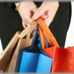 【糞トメ】外でウトメと待ち合わせるたびに、ナマモノが入った重い紙袋を持って来て「これ嫁ちゃん持ってね～」と生まれたばかりの娘を奪い取るトメ。ある日、私が紙袋を持つのを拒むんだら・・・