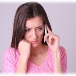 【嫁同士】うちと義兄一家と義実家は同じ市内に住んでいてみんな近距離だったから、同居はしないで義実家を助けていくっていうスタンスだった。しかしうちの夫が会社からリストラか転勤かを迫られてしかたなく遠方に家族で引っ越すことに。その時義兄嫁からしつこく電話がかかってきてたんだけど、その内容が…。