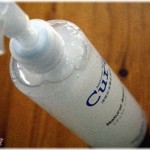 【画期的！】右の腋だけ葉っぱ臭い嫌なニオイがしだした。汗制剤を使っていたが、昨日ふと思いついて角質ポロポロみたいなジェルを腋に使ってみたら・・・