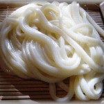 【グロ注意】母の友達が子供の頃、夜中にシリの穴からうどんがどんどん出てくる夢をみて泣きながら目が覚めた。ふと見ると看護師の姉がとんでもないことをしていた。