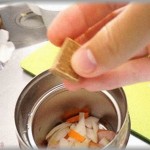 【一気に冷めた瞬間】ホテルの厨房で働いてる彼「今日はクリームシチュー？･･･コンソメの素使ったの？」「うん。美味しくできたよ」「疲れて帰ってきてるのにインスタント食わせる気か！」そして彼は呆然とする私の前で・・・