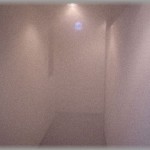 【惨事】家で夕飯を食べた後のんびりしていたら、何やら焦げ臭い…その後匂いは消えるどころかどんどん強くなっていき玄関を開けたら、なんと煙で真っ白…！！