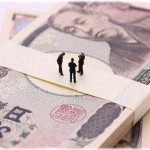 【遺産相続】伯父が死んだとき俺に遺産が残された。親戚一同とくに揉めることもなく受け継いだが従姉旦那が「俺らの取り分が減るじゃねぇか」と吠える吠える！