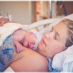 【無神経夫】旦那が撮影した出産ビデオを見たらバッチリ足元からズームで局部が写っていた！唖然とする私の横で旦那が「親父も妹も弟も感動してたよ」と一言→結果