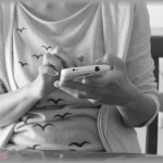 【放置子】幼稚園見学に行ったら説明会の間ずっと子供を放置している親がいた。放置子「ねーあそぼーー」無理やり息子の手を引っ張って椅子から降ろそうとするので注意したら・・・